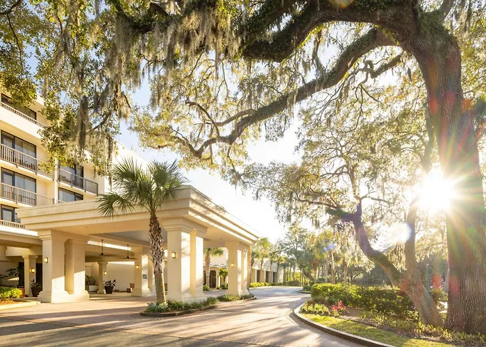 Pet Friendly hotel: Sonesta Resort Hilton Head Island